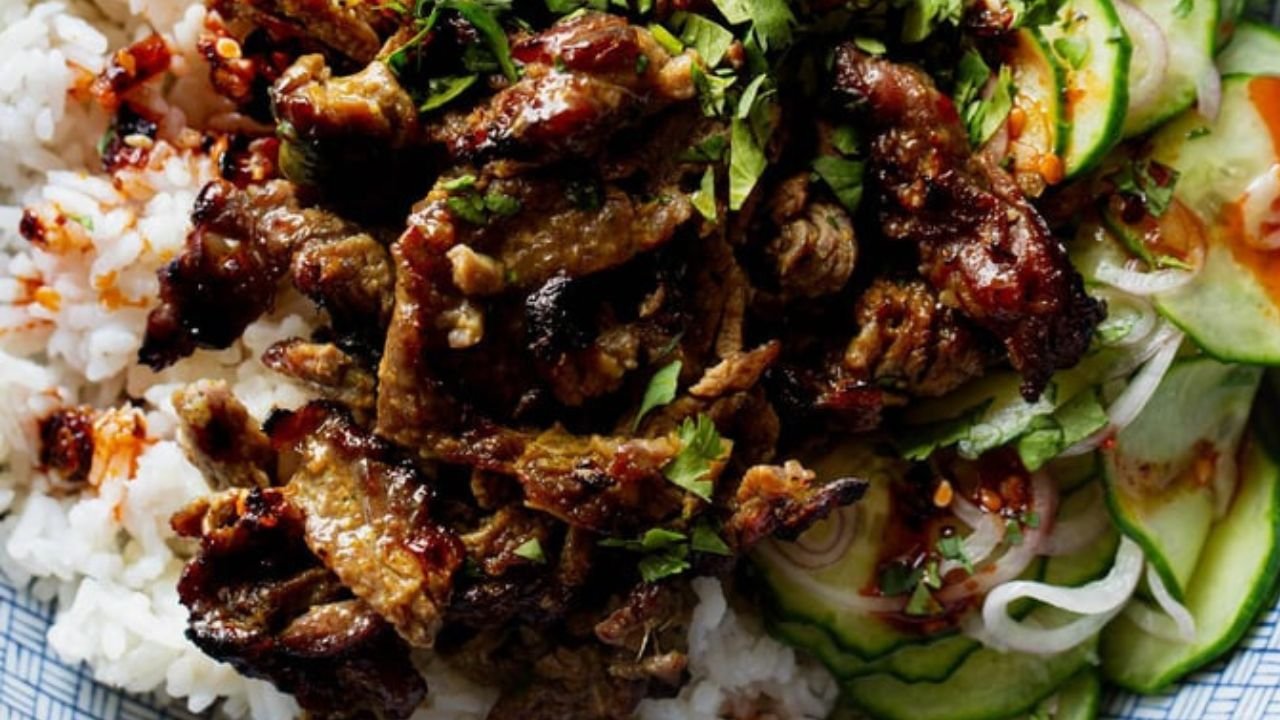 Garlic and Black Pepper Beef Skewers
